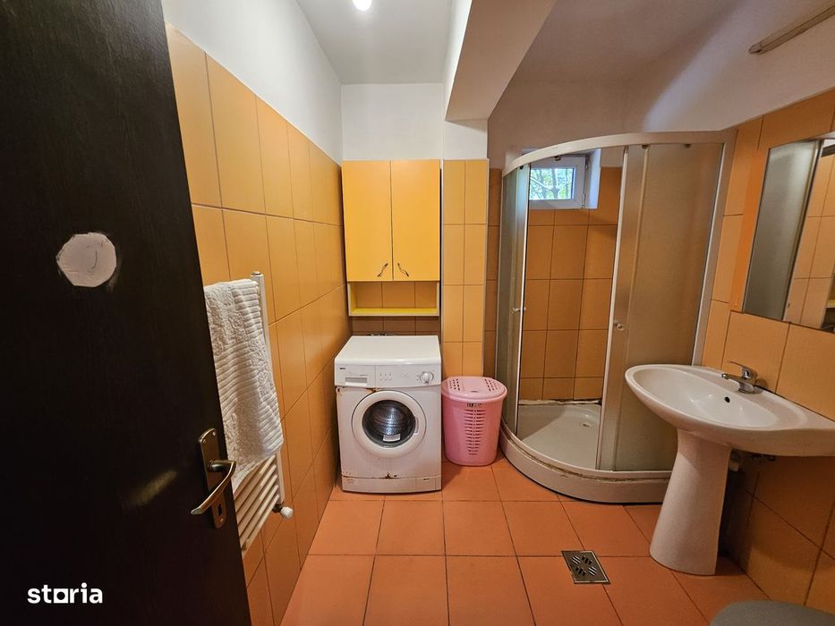 2 Camere, 1 bucatarie, Finisat, Mobilat cu CF, terasa inchisa de 10 mp
