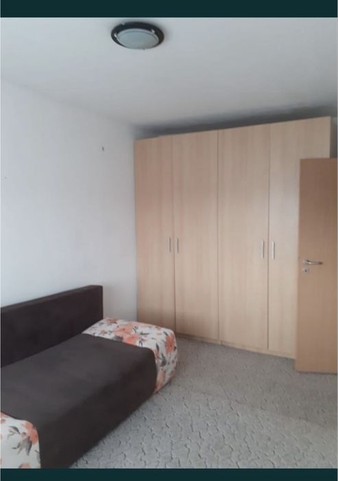 Inchiriez apartament