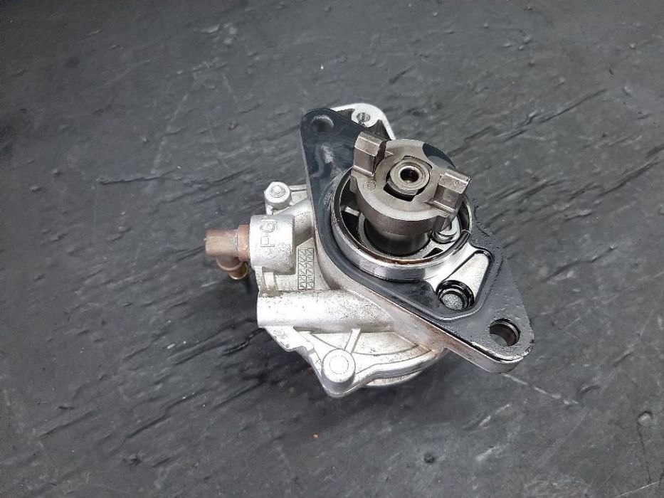 Pompa vacuum 1.3 d fiat doblo idea punto 188 lancia musa 73501358