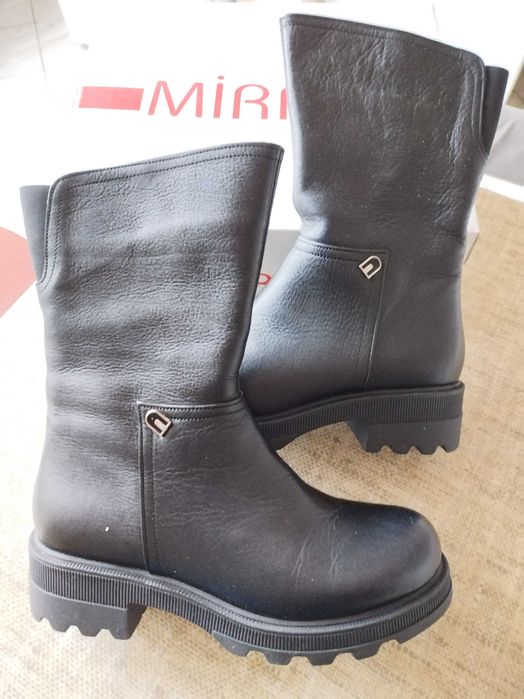 Нови дамски кожени боти 39 номер