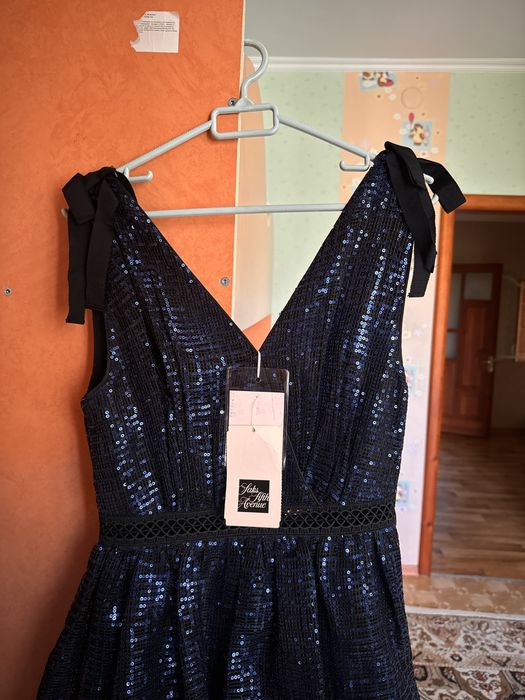 Продам новое вечернее платье