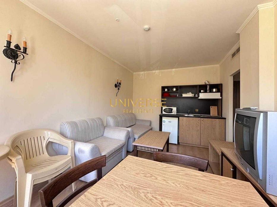 Продава се Двустаен апартамент в к.к. Елените - 55 кв.м за 928 €/кв.м - Снимка #1