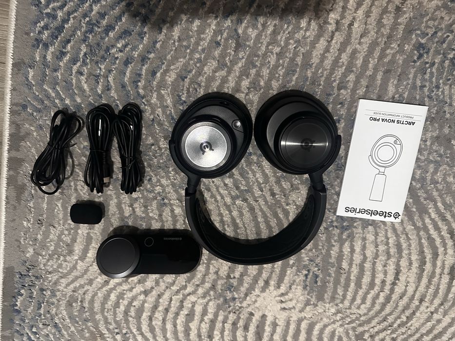 Casti SteelSeries Artics Nova Pro