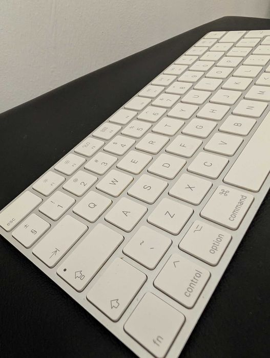 Apple Magic Mouse / Magic Keyboard - Se vand si separat