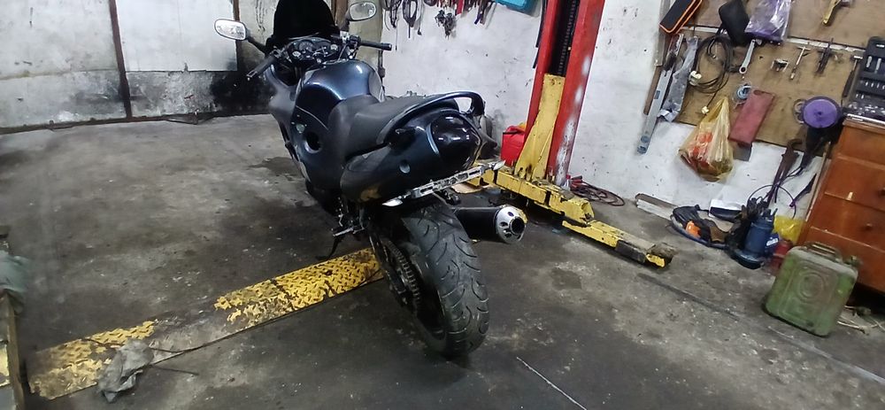Сузуки катана gsx750f