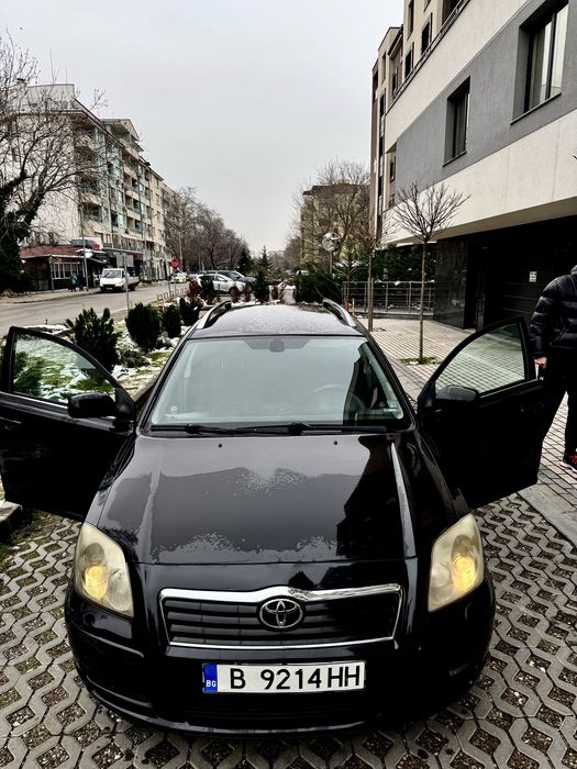 Продавам Toyota 2.2 D-4D, 2005 г.