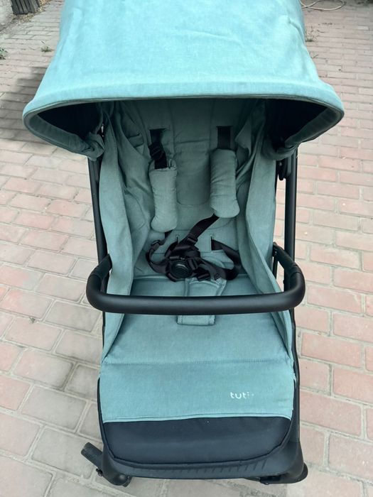 Детская коляска. Лето