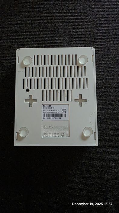 Switch cu management Microtik RB 260 GS  5 port + 1 port SFP