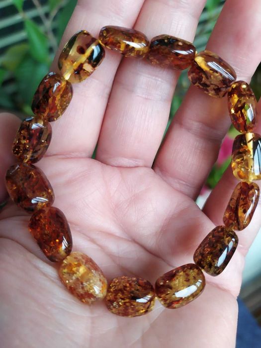 Ръчно изработени гривни от естествен Балтийски Кехлибар