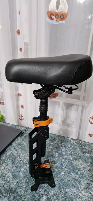 Vând scaun kukirin g2 pro și g2 max trotineta electrică