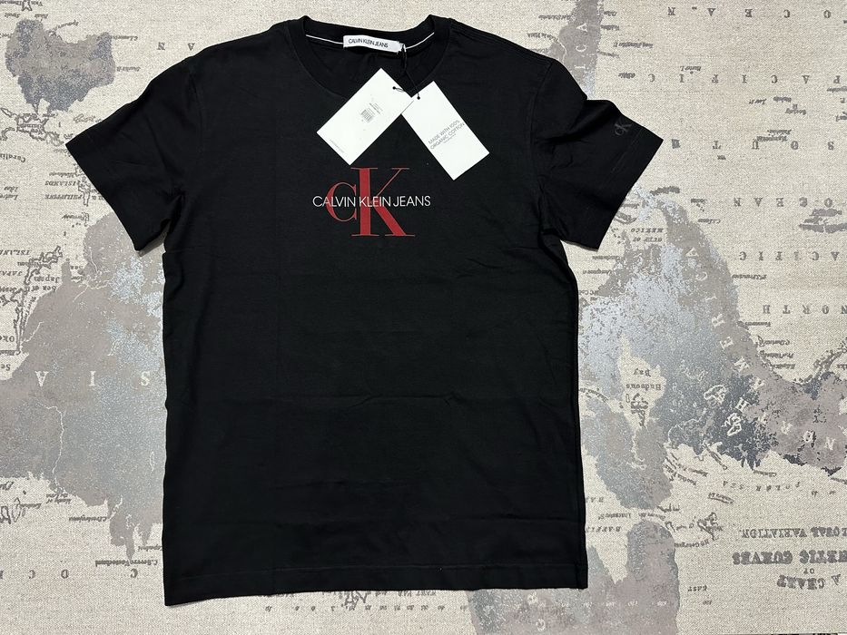 Tricouri Calvin Klein
