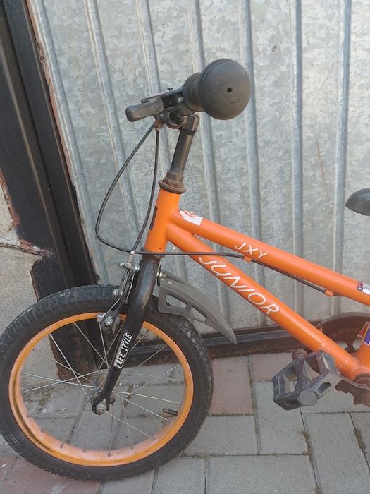 Bicicletă pt copi 3/5ani  f bună