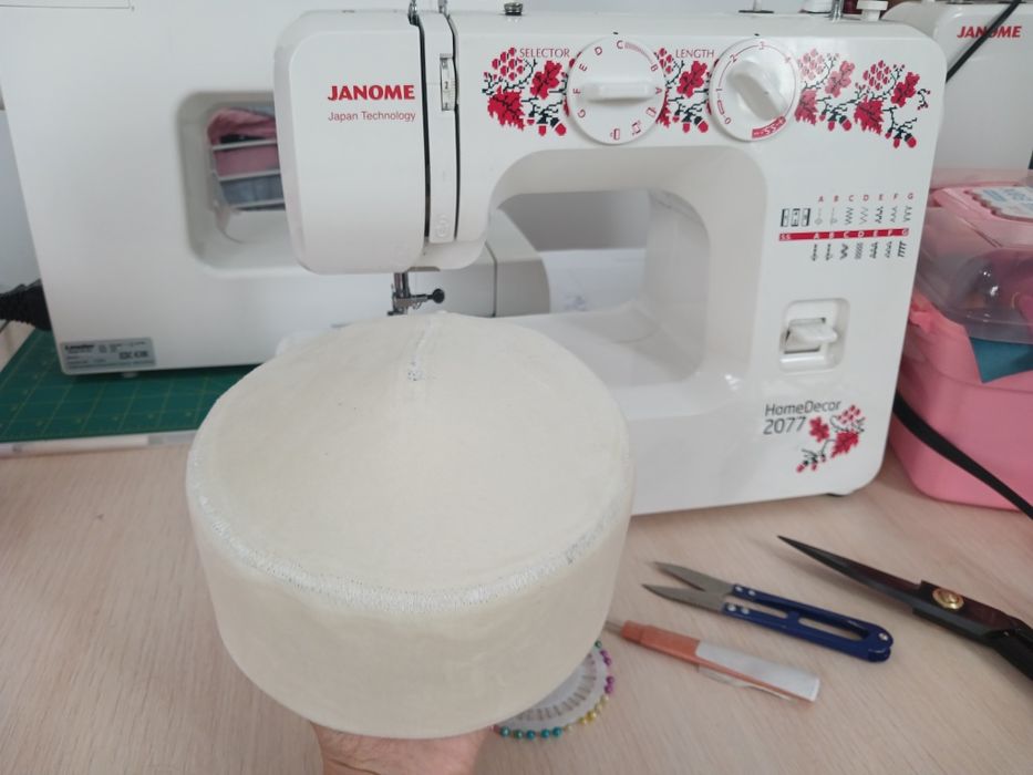 Тақия, көпшік этно тәж