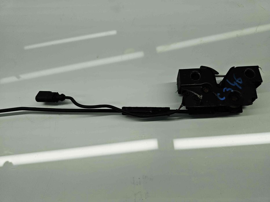 Broasca capota Volkswagen Polo (6R) [Fabr 2009-2016] OEM