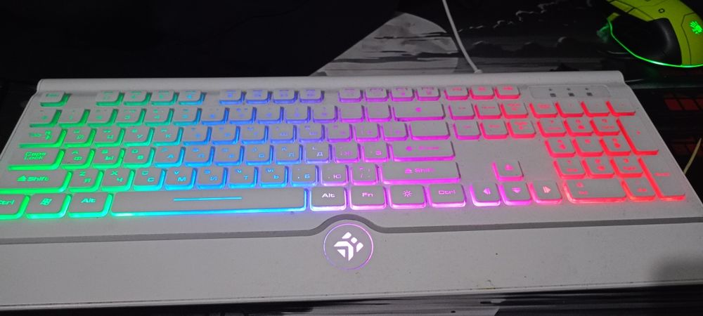 Клавиатура хорошая