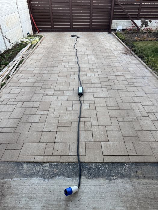 Зарядно за електромобил 7 kw Type 1 + Type 2