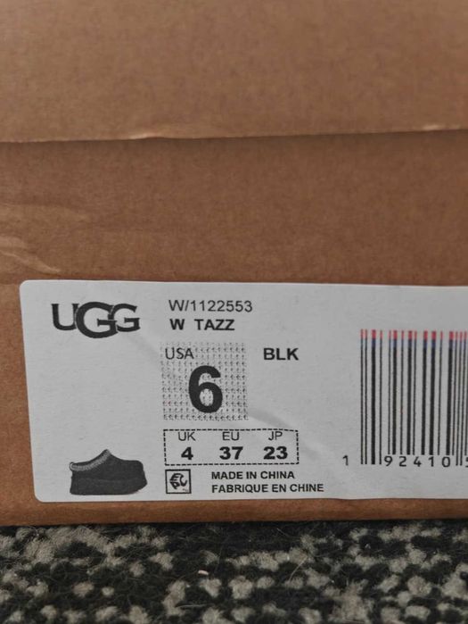 UGG Tazz Platform Slipper – Black