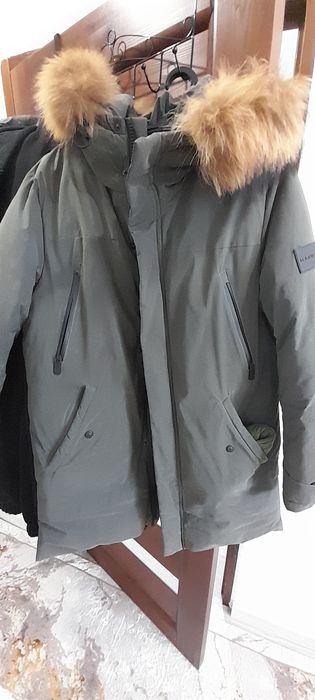 Срочно продам зимнюю куртку