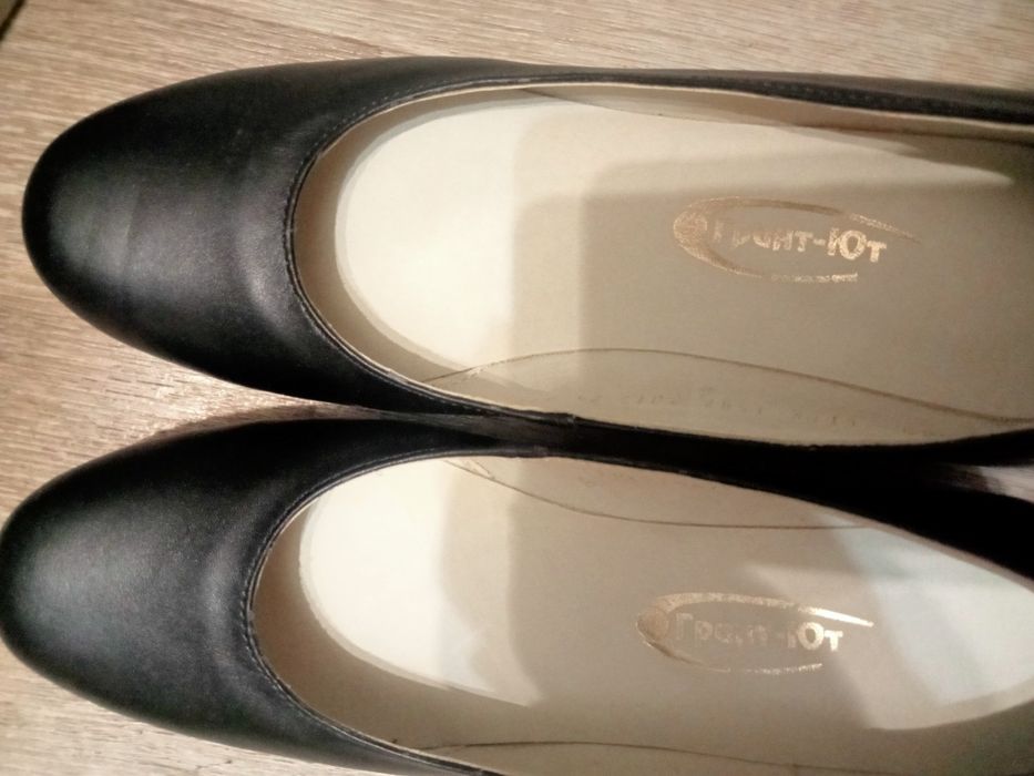 Туфли . Форма . 37 размер.