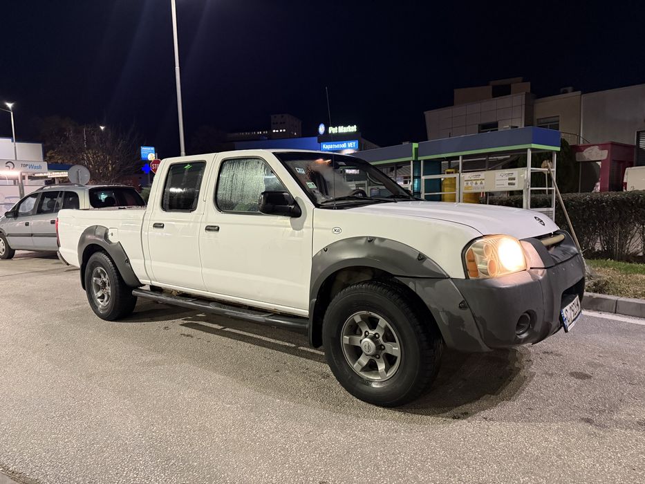 Джип Nissan фронтиер