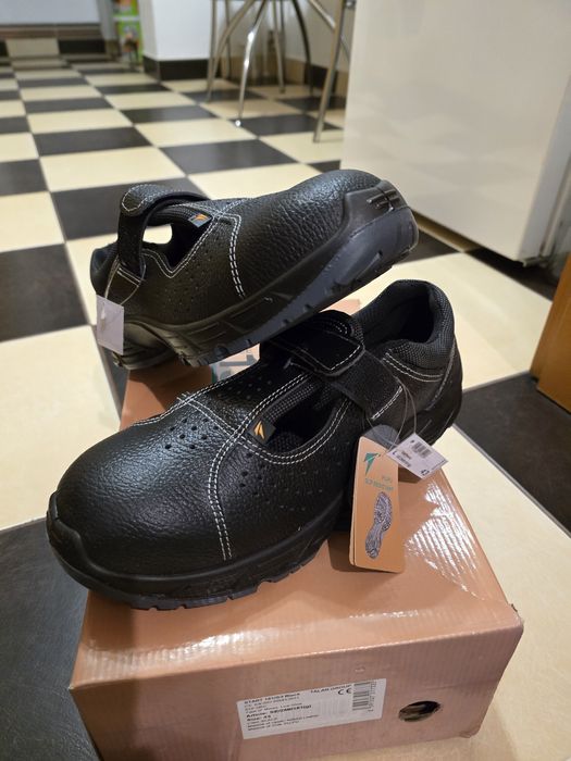 SANDALE DIN PIELE Naturala - Noi - Marimea 43