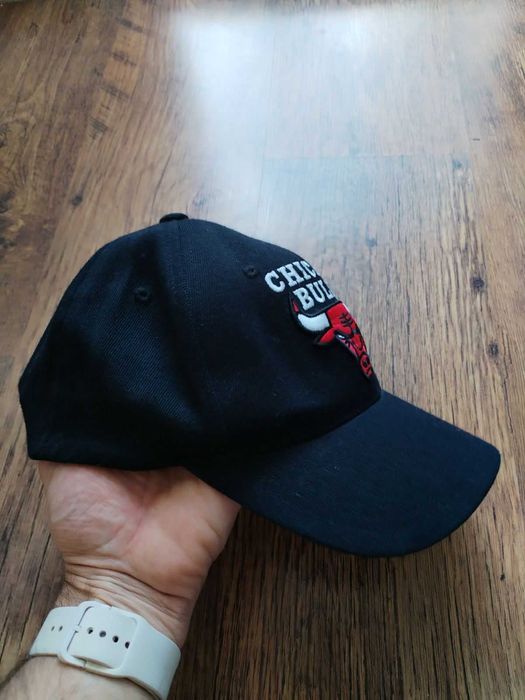 chicago bulls mitchell and ness - страхотна шапка 100% оригинал много добро състояние универсален размер