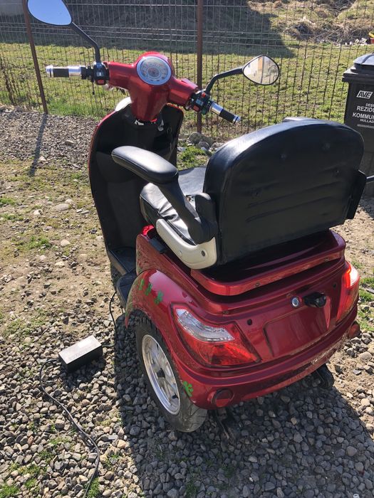 Tricicleta persoane varstnice si cu dizabilitati