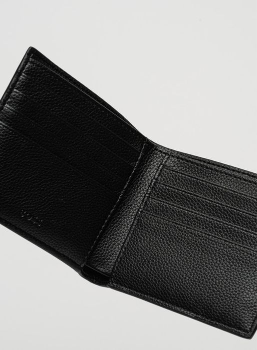 Ново портмоне на Boss