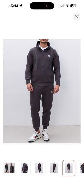 Спортивный костюм