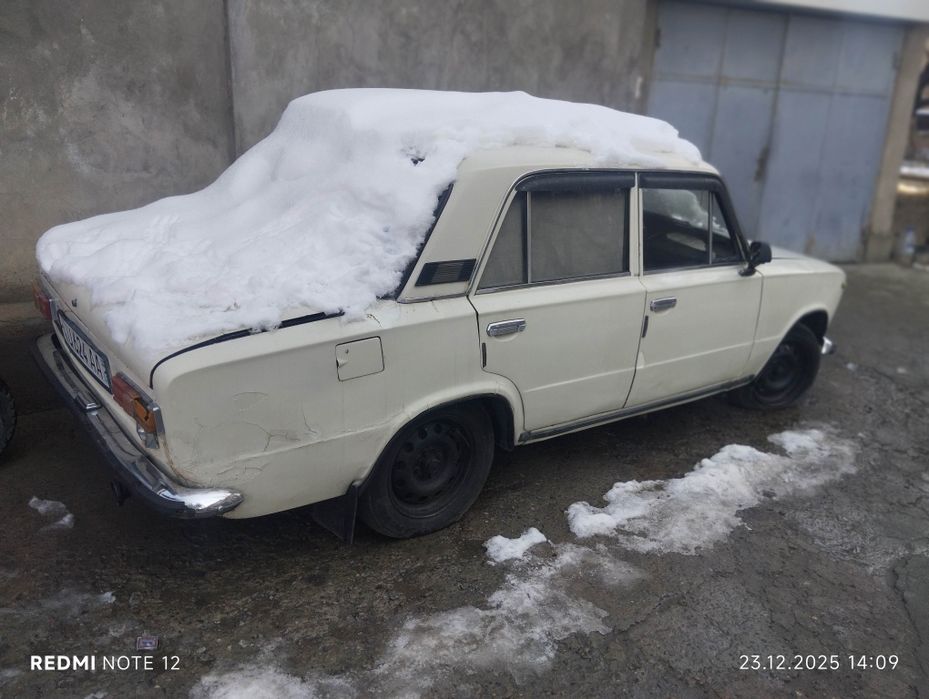 Vaz 2101 orta xolatda gaz metan  gazi bor