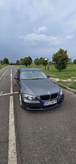 BMW E90                          .