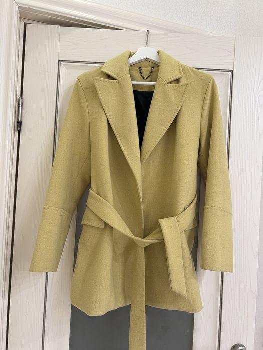 Пальто короткое классическое