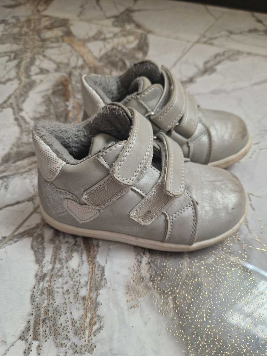 Детская обувь на девочек