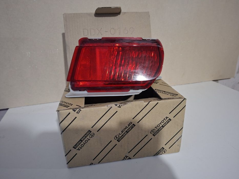 Ляв халоген в задна броня Toyota Land Cruseir Prado