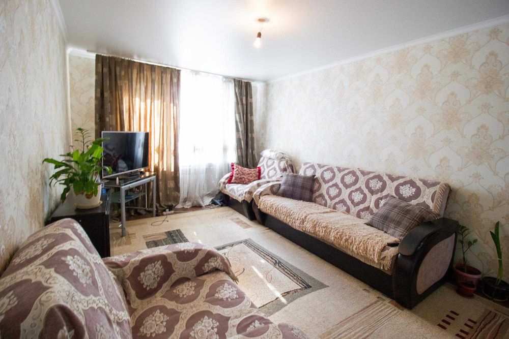 продам 3шку в 5 мкр Эмиль империя