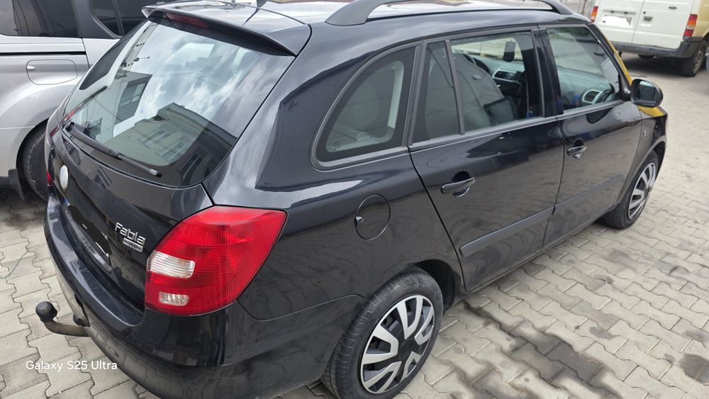 SKODA Fabia 2010 — imagine 3