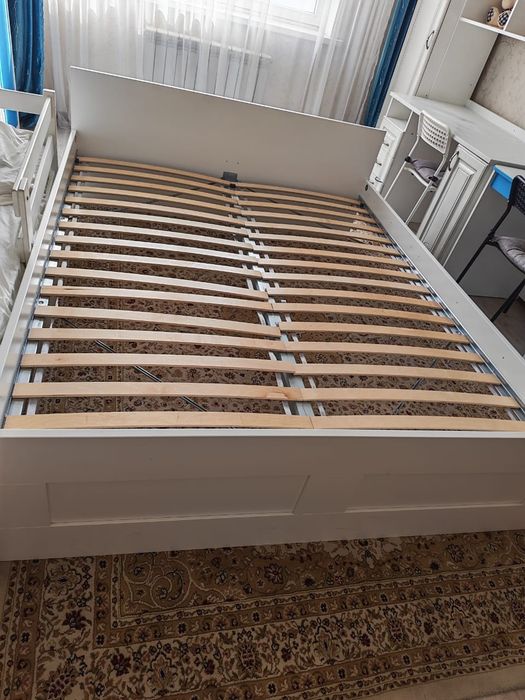 Кровать двухспальная 200х160.200х180