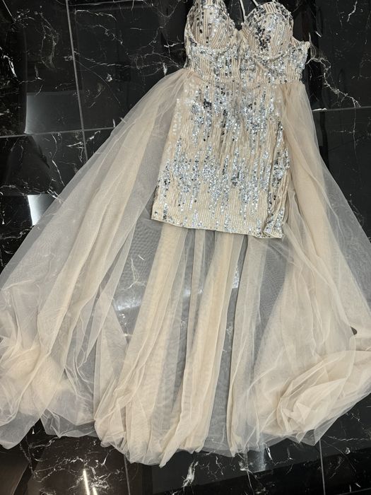 Официална дамска рокля