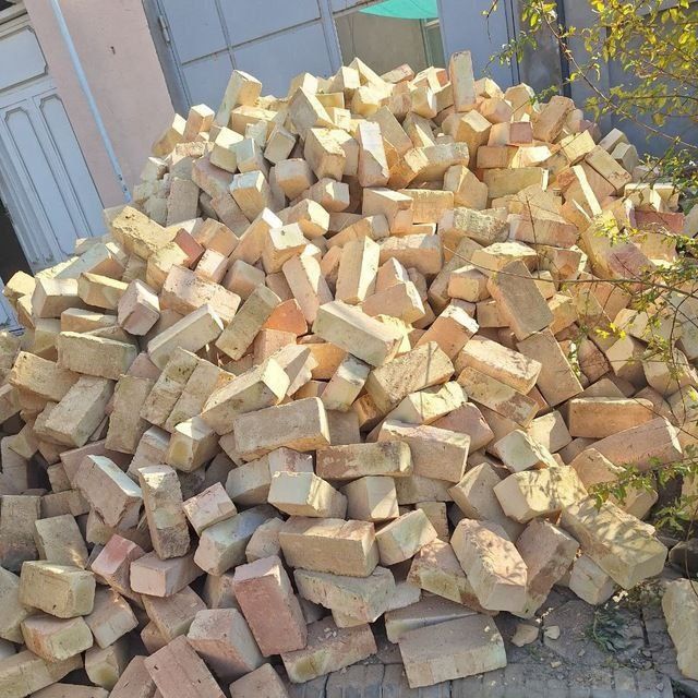Хом гишт ва пишкан гишт