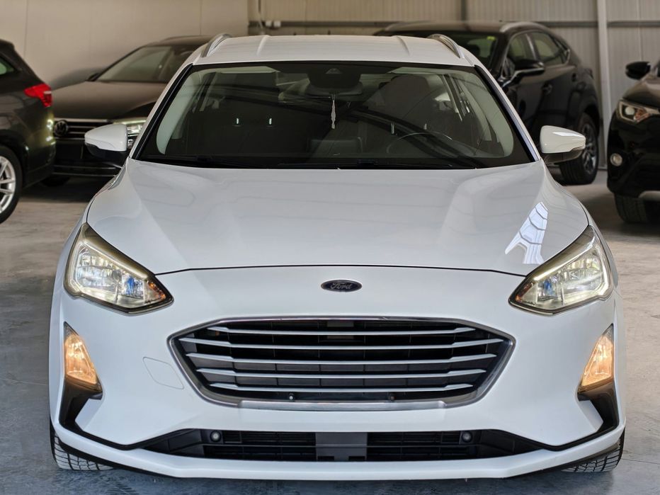 FORD Focus 2021 — imagine 3