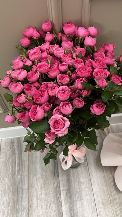 кустовые розы 51 шт