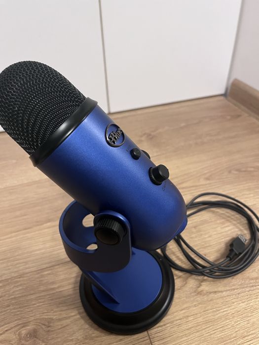 Vand Microfon Profesional Blue Yeti cu cablu USB C