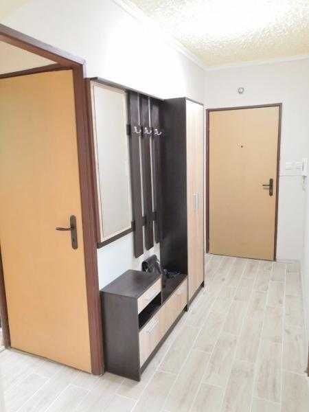 Дава се под наем Тристаен апартамент в Бургас, Изгрев - 65 кв.м за 433.5 € - Снимка #8