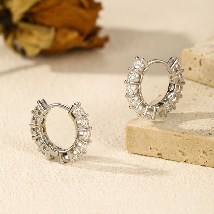 Серьги-конго с муассанитами 2.00 ct