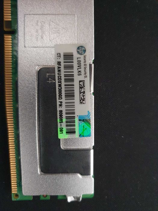 HP (809085-091) - Samsung 64GB PC4-2400T-LR (4DRX4, DDR4-2400MHz)