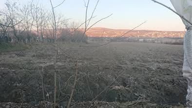 Vând teren intravilan!