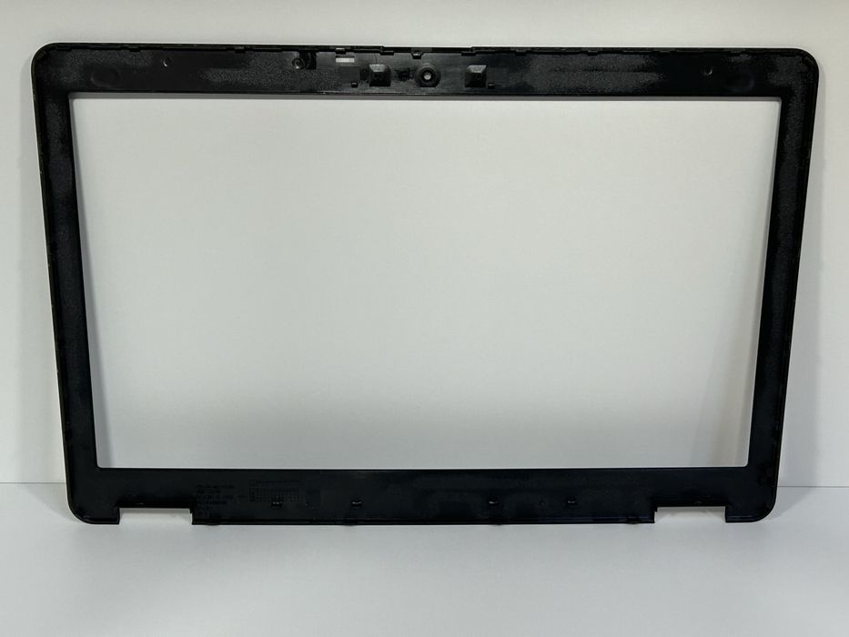 Bezel/Rama display compatibila Dell Latitude E6540 noua