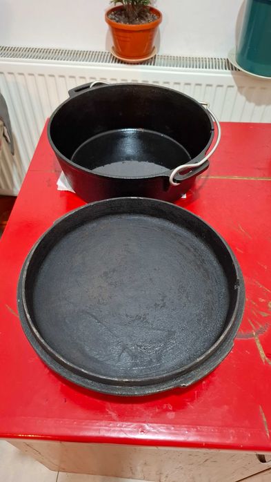 Particular! Ceaun cuptor olandez Petromax, cu fund plat, 26 cm, 4 L