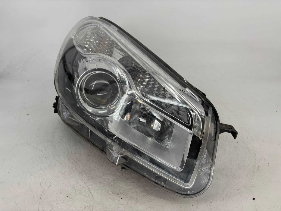 Far dreapta Nissan Qashqai an 2010