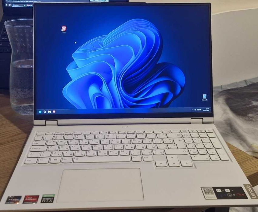Lenovo Legion 5 Pro 16ACH6H - "работещ"